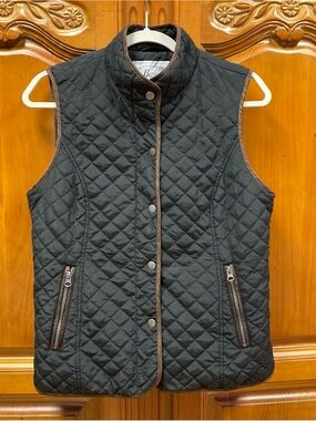 Women’s G.H. Bass & Co. Black Quilted Puffer Vest Medium Zip Pockets